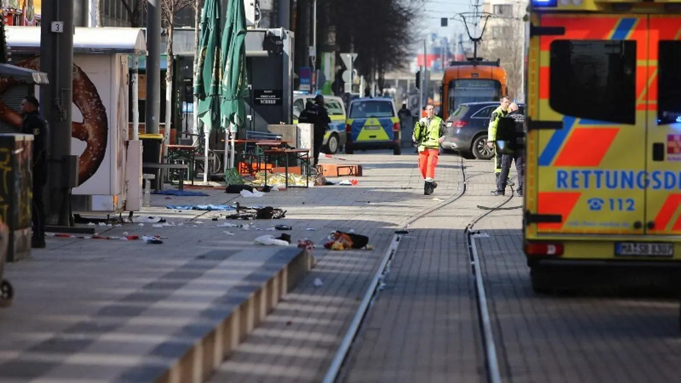 Frissítés! Halottak is vannak a mannheimi merénylet miatt + videó
