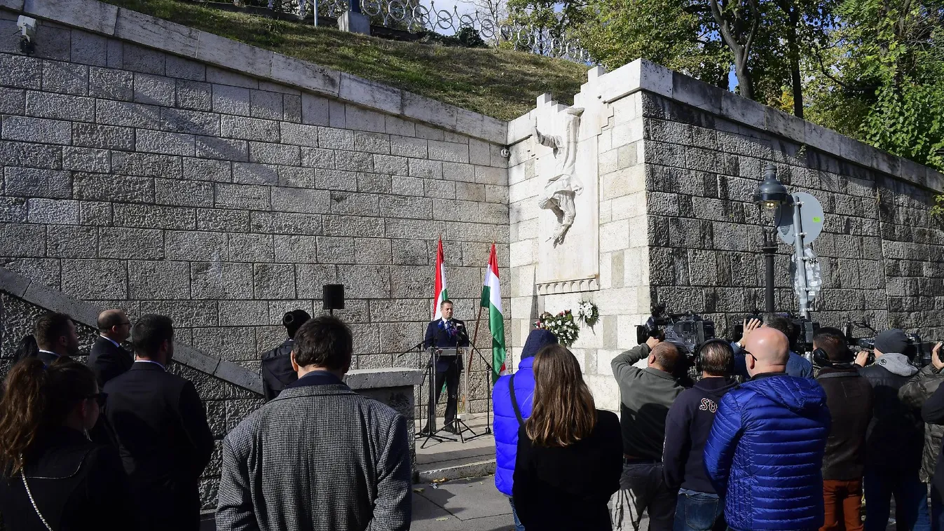 „A magyarság nem tűri az idegen hatalmak befolyását”