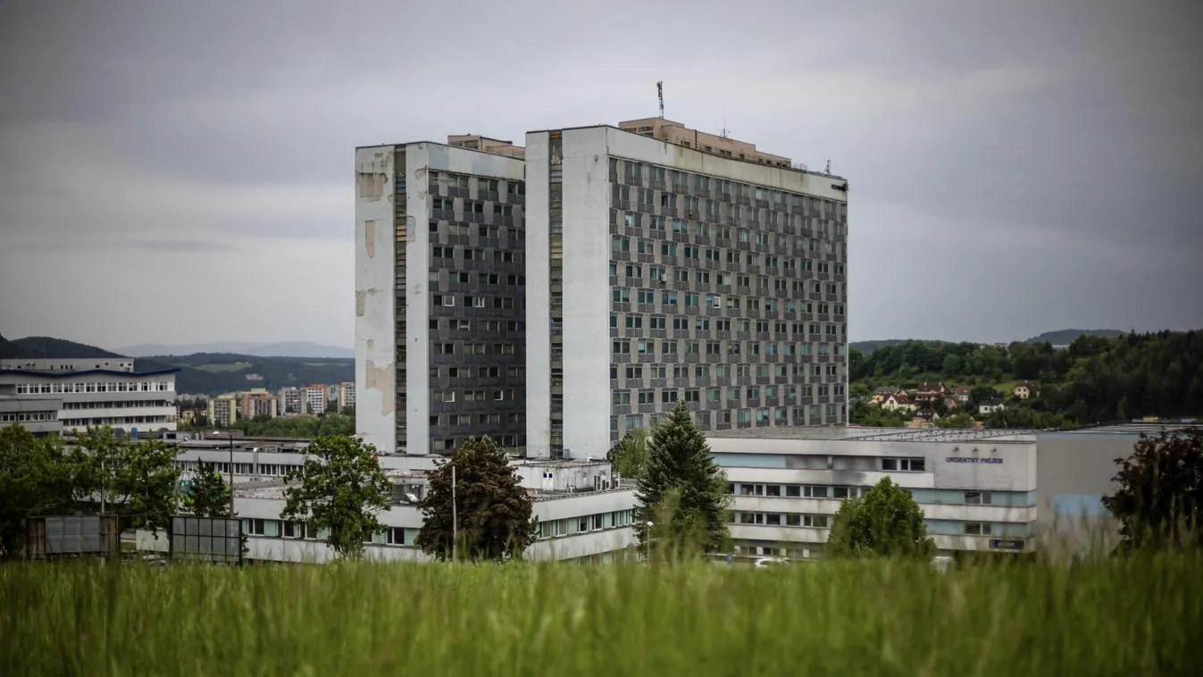 Újra megműtötték Robert Ficót