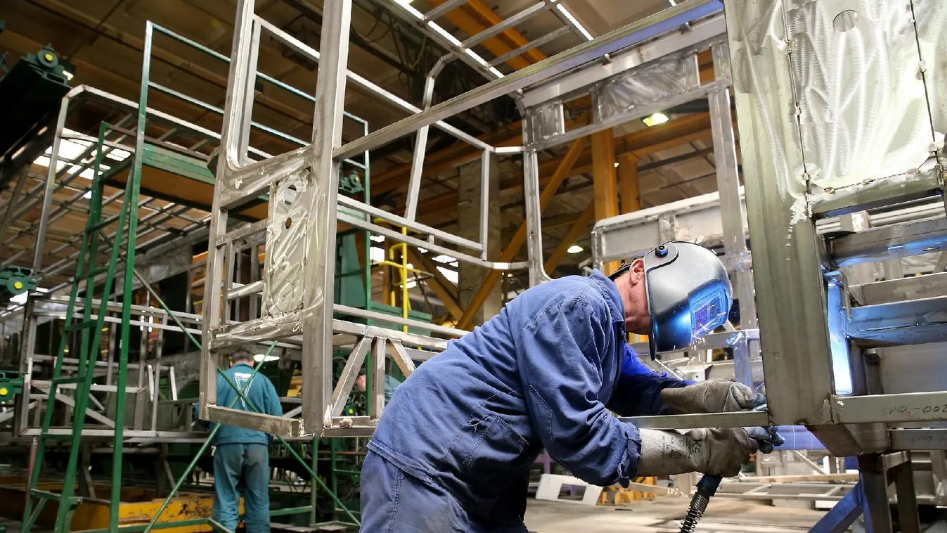 22 ezerrel kevesebb volt a munkanélküli, mint egy éve