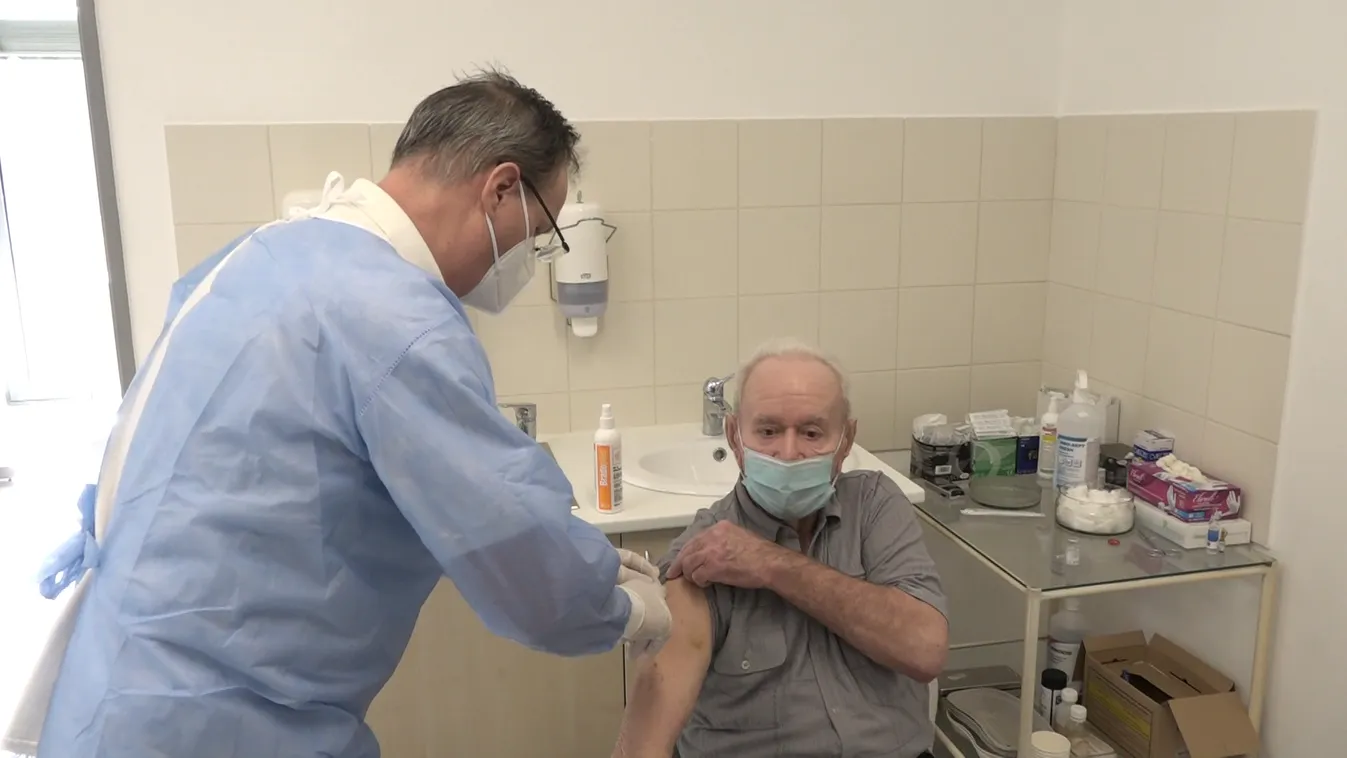 Az oltás fontosságára figyelmeztet az MTA