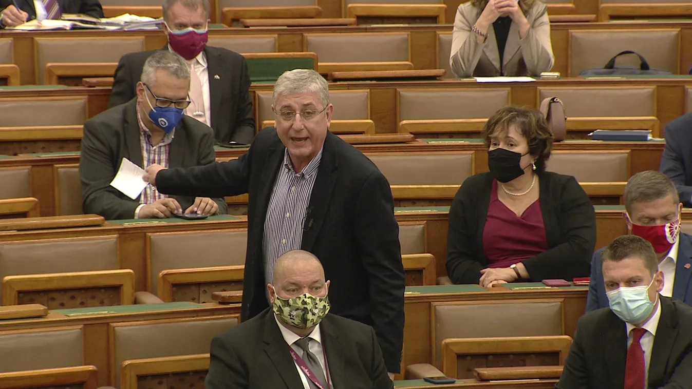 Dömötör Csaba: Látjuk mi is, hogy újabb epizódokkal jelentkezik az előválasztásnak nevezett showműsor