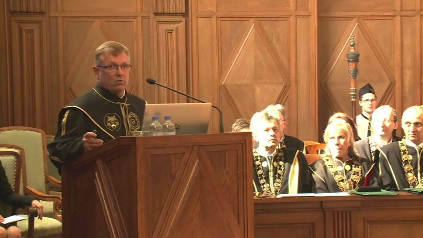 A Debreceni Egyetem Díszdoktora lett Matolcsy György