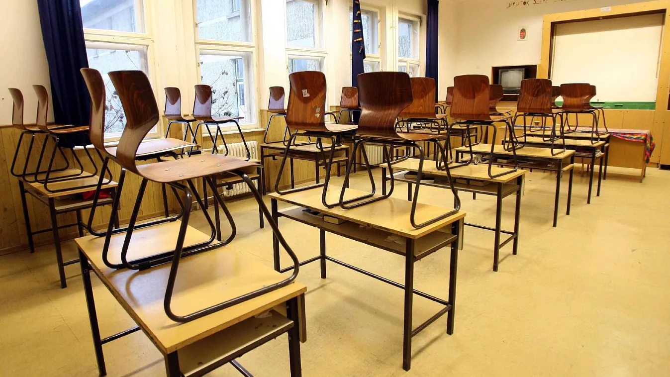 Újabb munkabeszüntetéssel tiltakoznak a tanárok – Reggeli járat