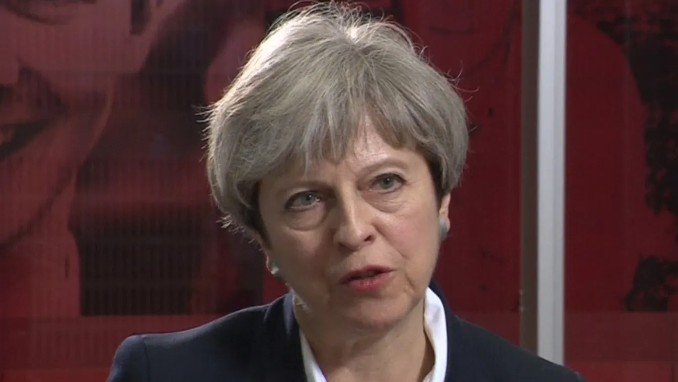 Az íreknek udvarol a brit kormányfő