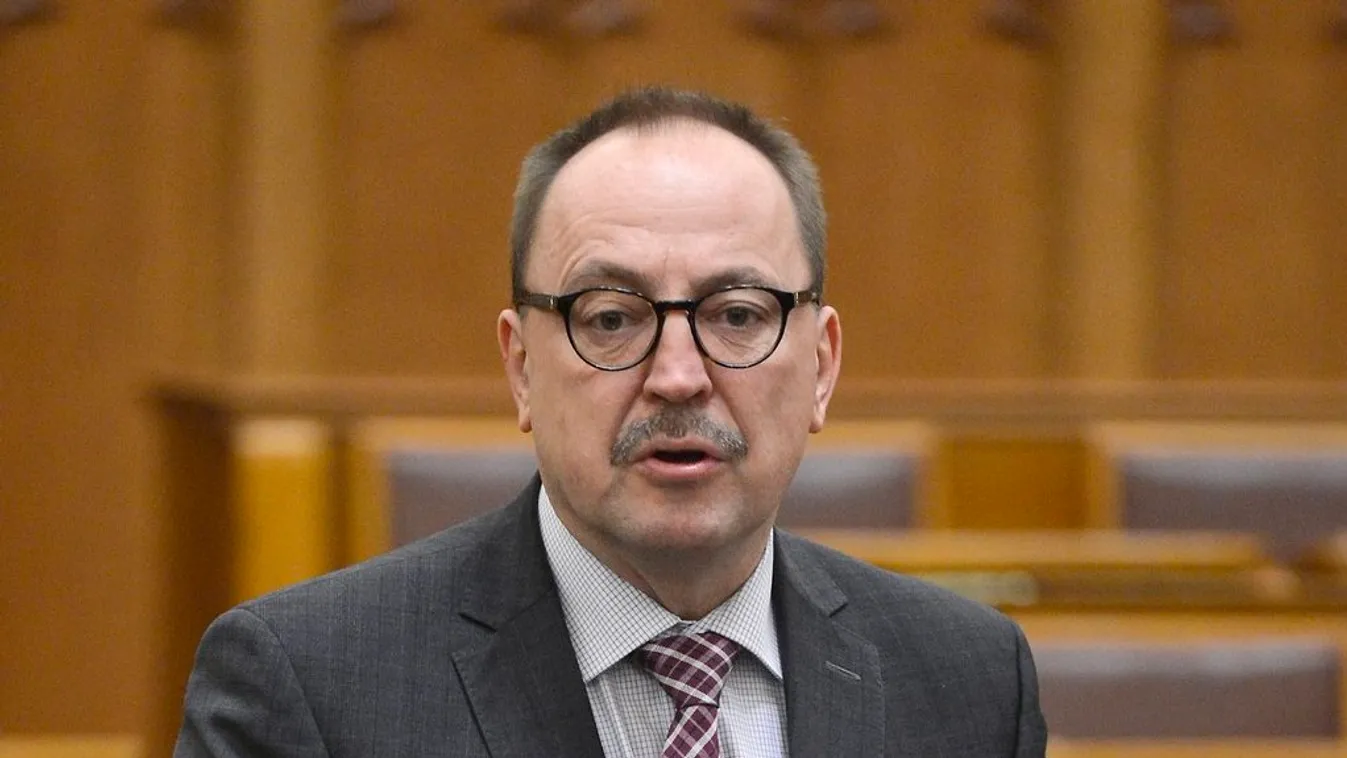 Németh Zsolt: A Magyar Honvédség szerepe a védekezésben kulcsfontosságú