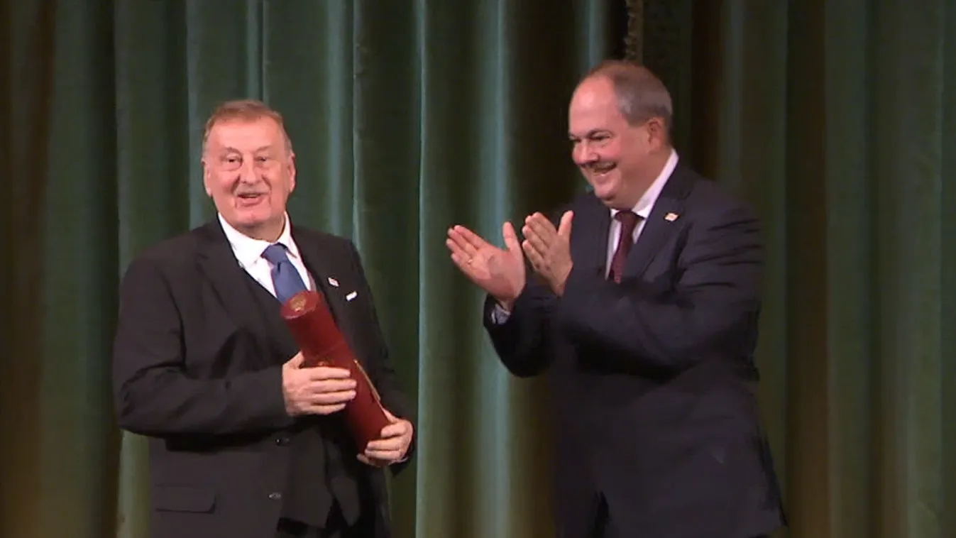 Mozaik - Négy művész nyerte el a Nemzet Művésze elismerést