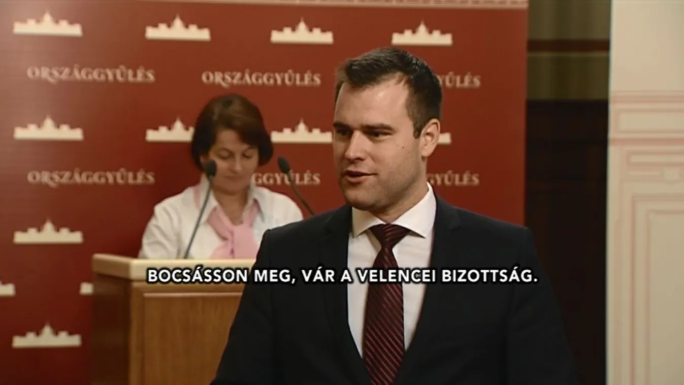 A jobbikos politikus kitért az újságírói kérdések elől