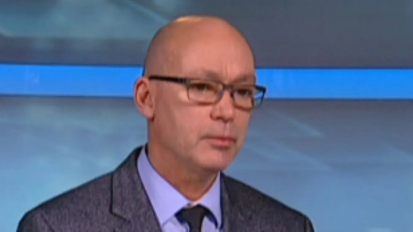 Péterfalvi Attila: Schilling Árpád jogellenesen listázta a kormánypárti előadókat