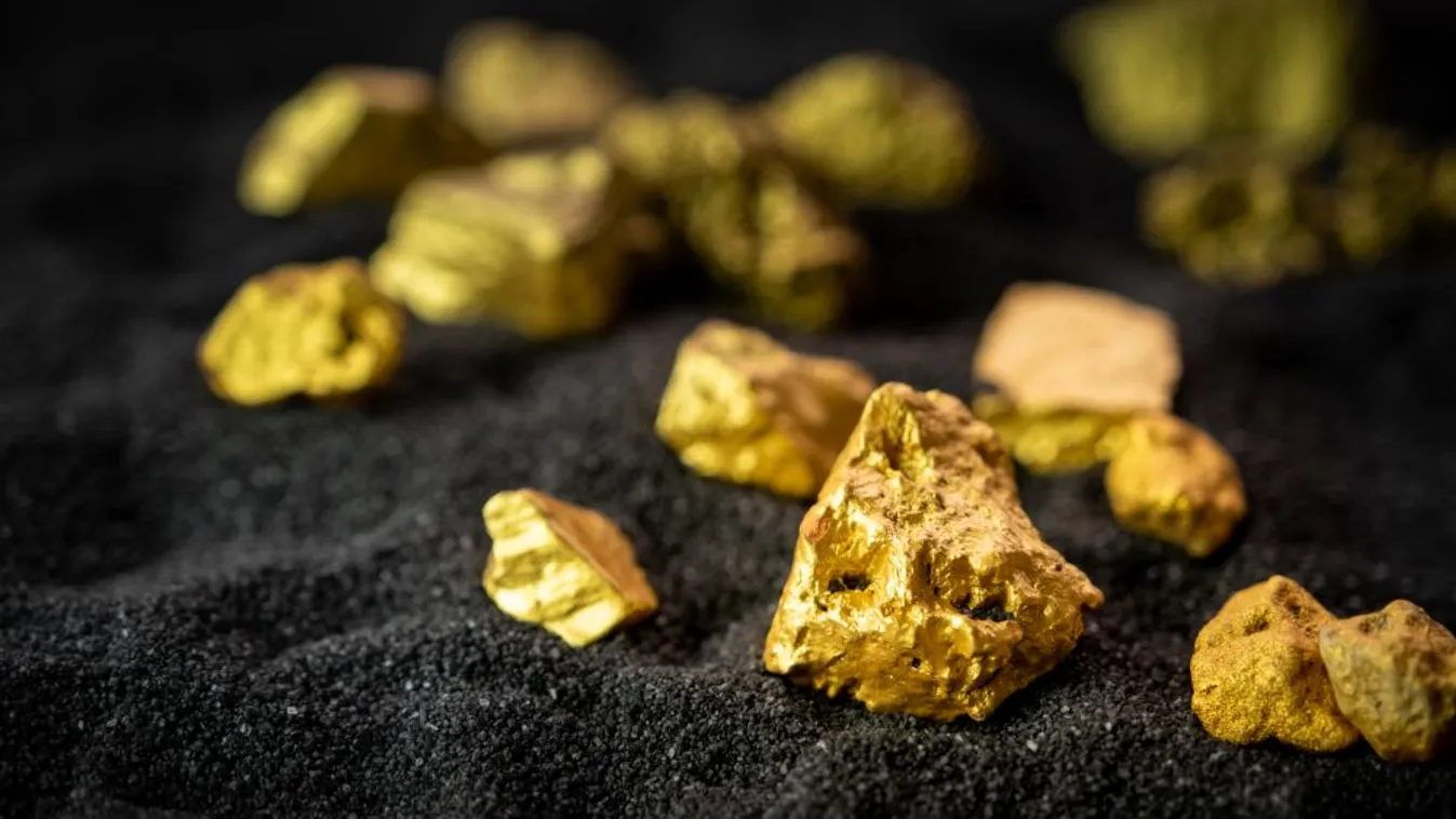 Háromhavi csúcson az aranyár