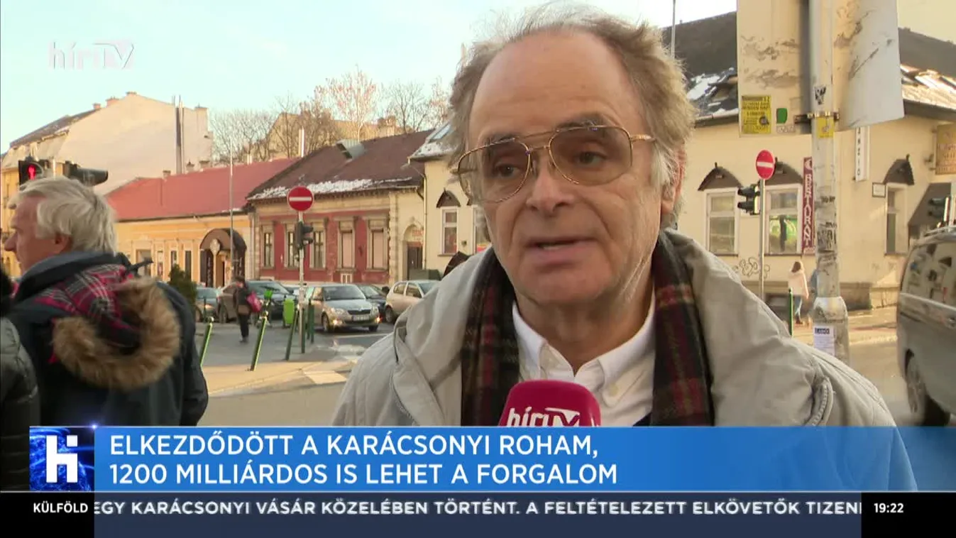 Elkezdődött a karácsonyi roham, 1200 milliárdos is lehet a forgalom