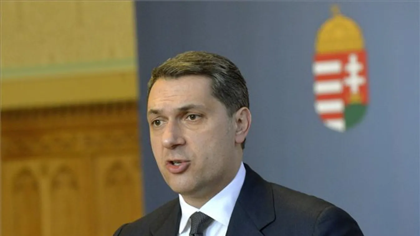 Lázár vereségnek tartja a boltzár visszavonását