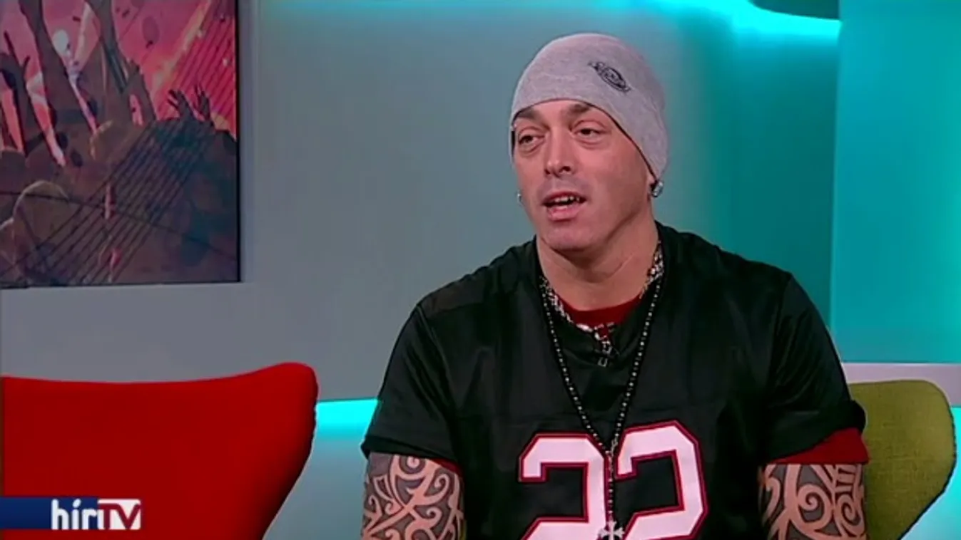 Régi dalok újrahangszerelése