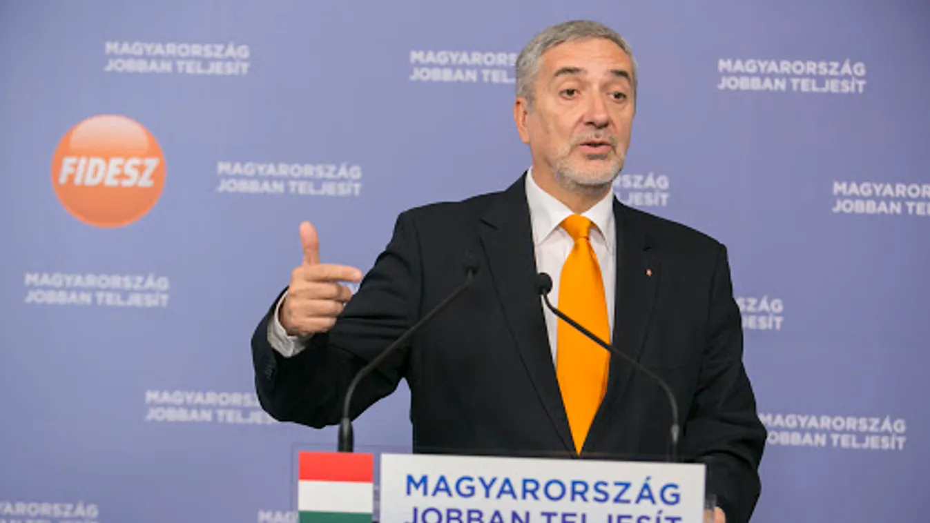 Halász: A baloldal csak sanyargatta a nyugdíjasokat