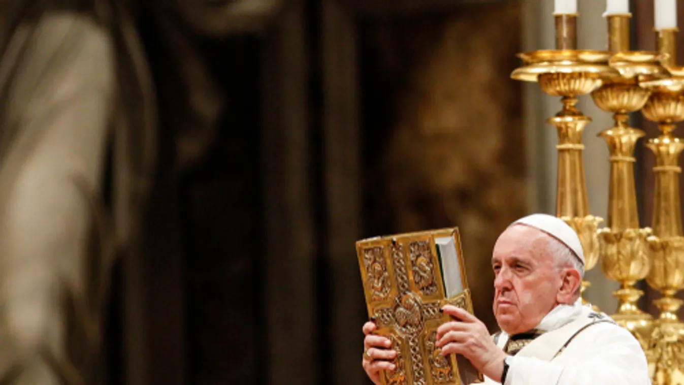 Ferenc pápa: A járványbetegeket segítő orvosok és papok szentek