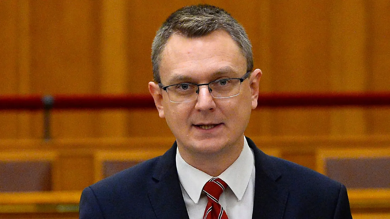 Rétvári: A nemzeti kultúra megerősítésében kiemelt szerepe van a fesztiváloknak