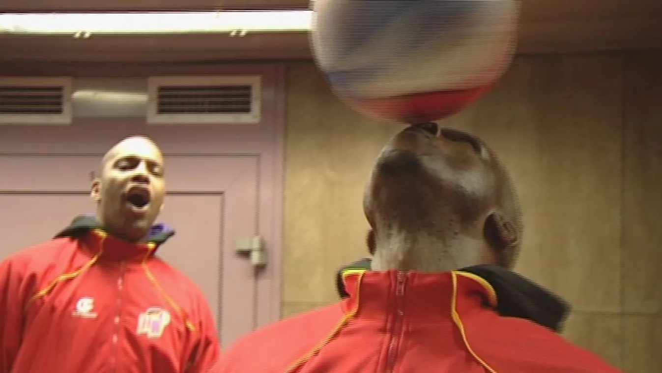 „Szeretnénk visszaadni abból, amit kaptunk az emberektől”