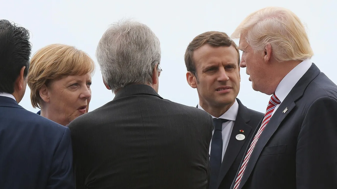 Székekkel támadtak a migránsok