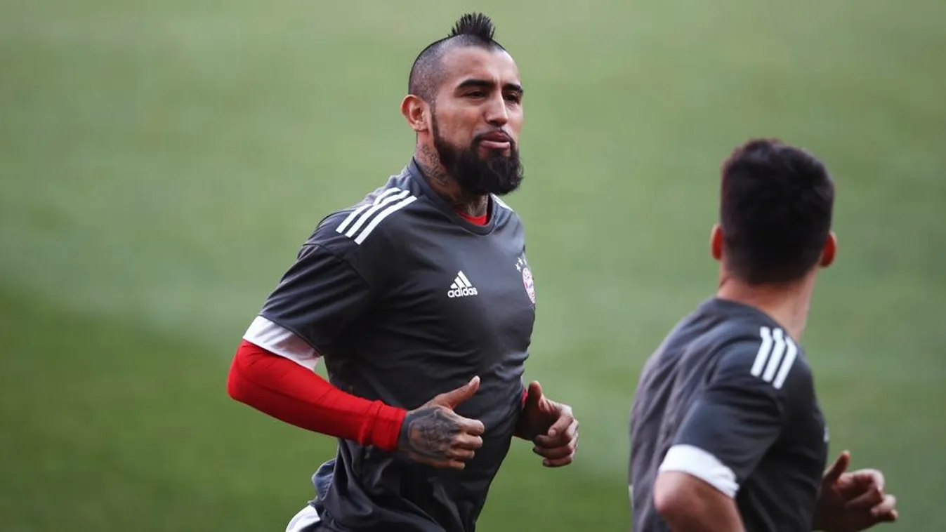 A Barcelona viszi a Bayern középpályását