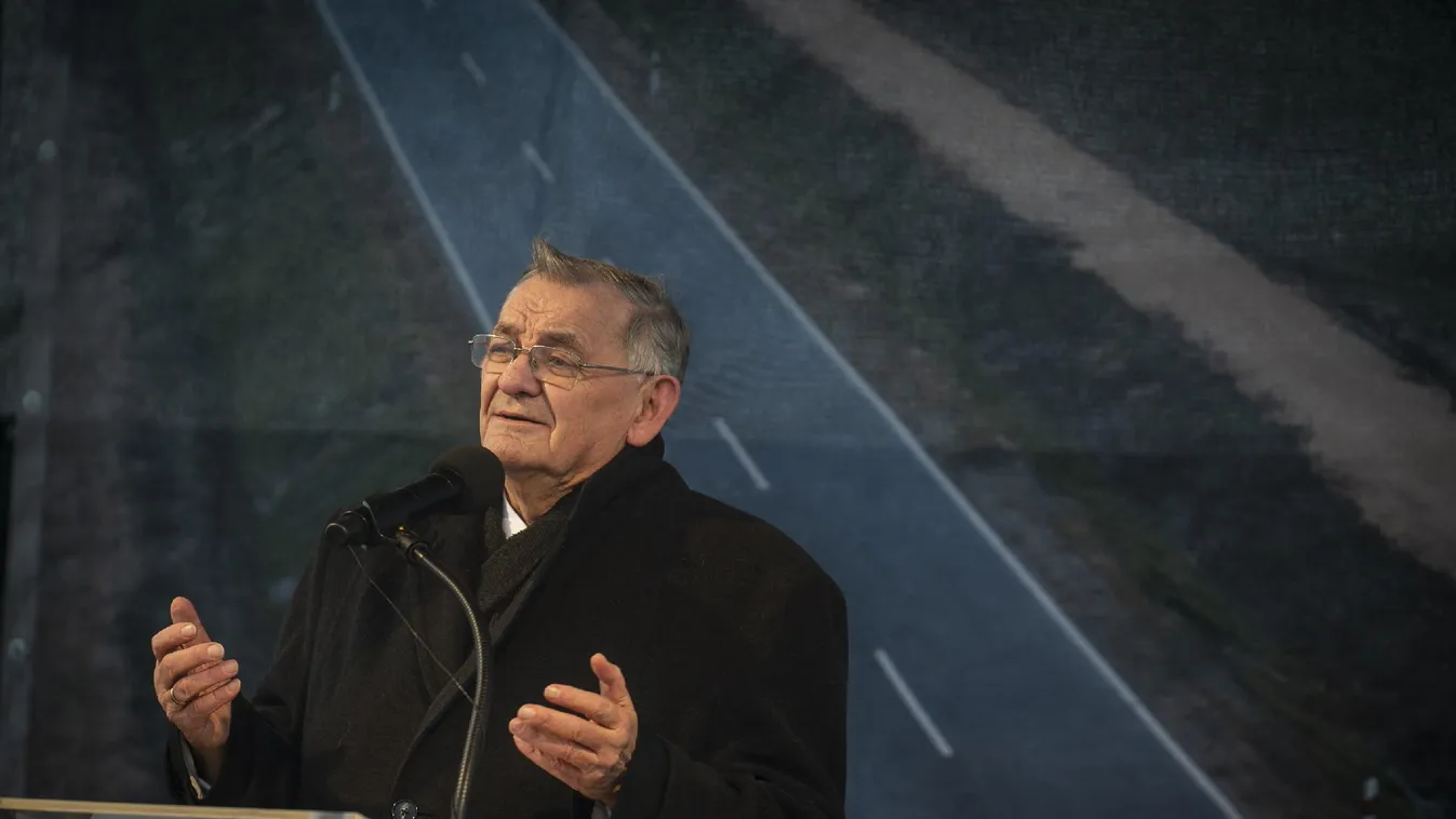 Lezsák Sándor: a Szent Imre Kollégium jövőbe mutató nemzedéki szemléletformálás