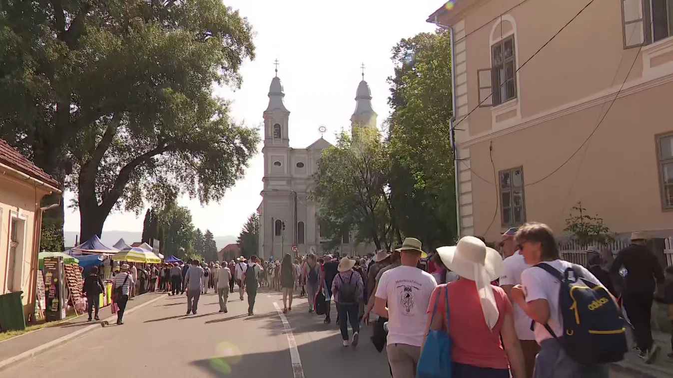 Idén is több százezren vettek részt a csíksomlyói búcsún és az ünnepi szentimisén + videó