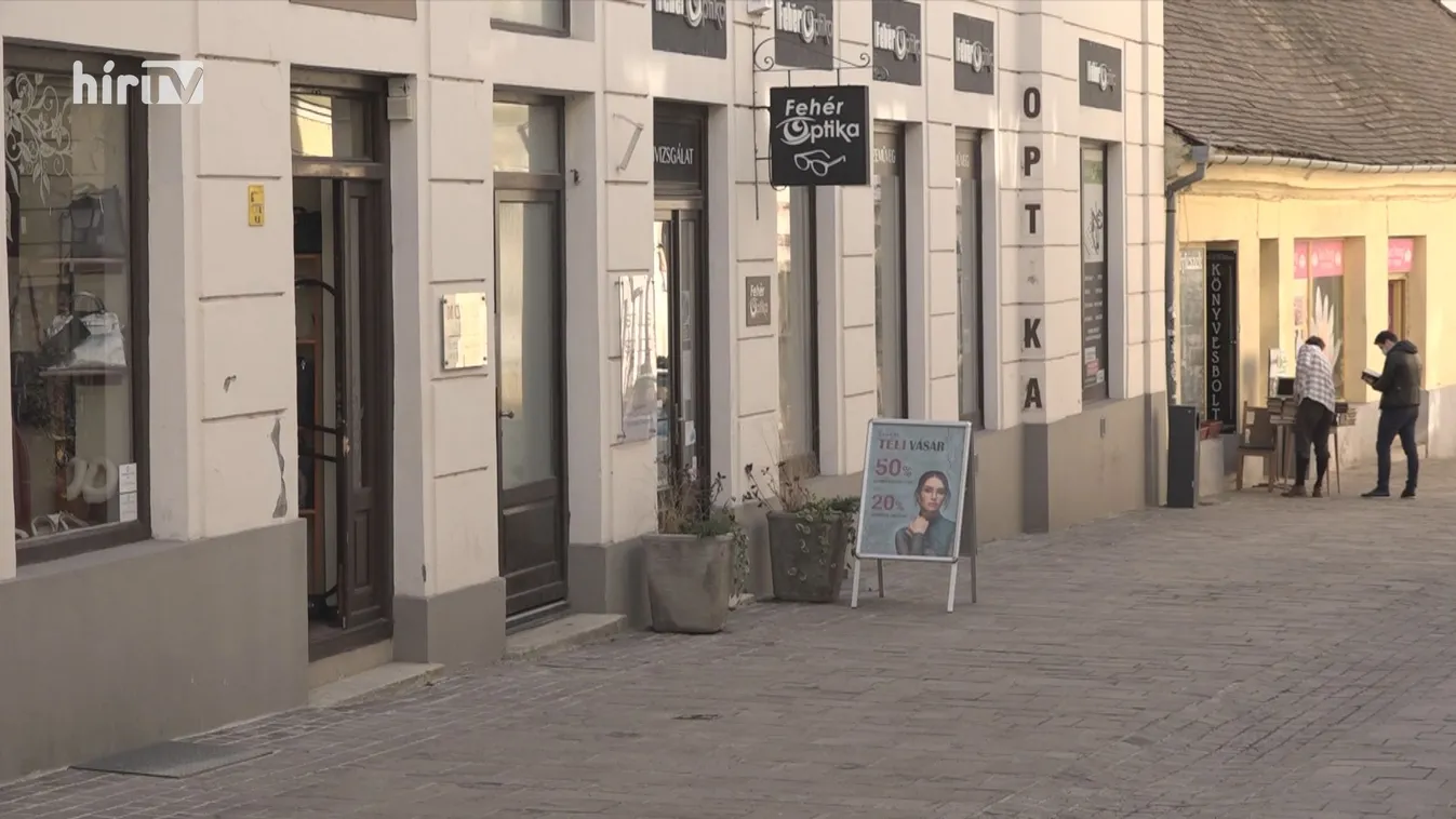 Nem kapnak bérleti díjkedvezményt a pécsi üzlettulajdonosok