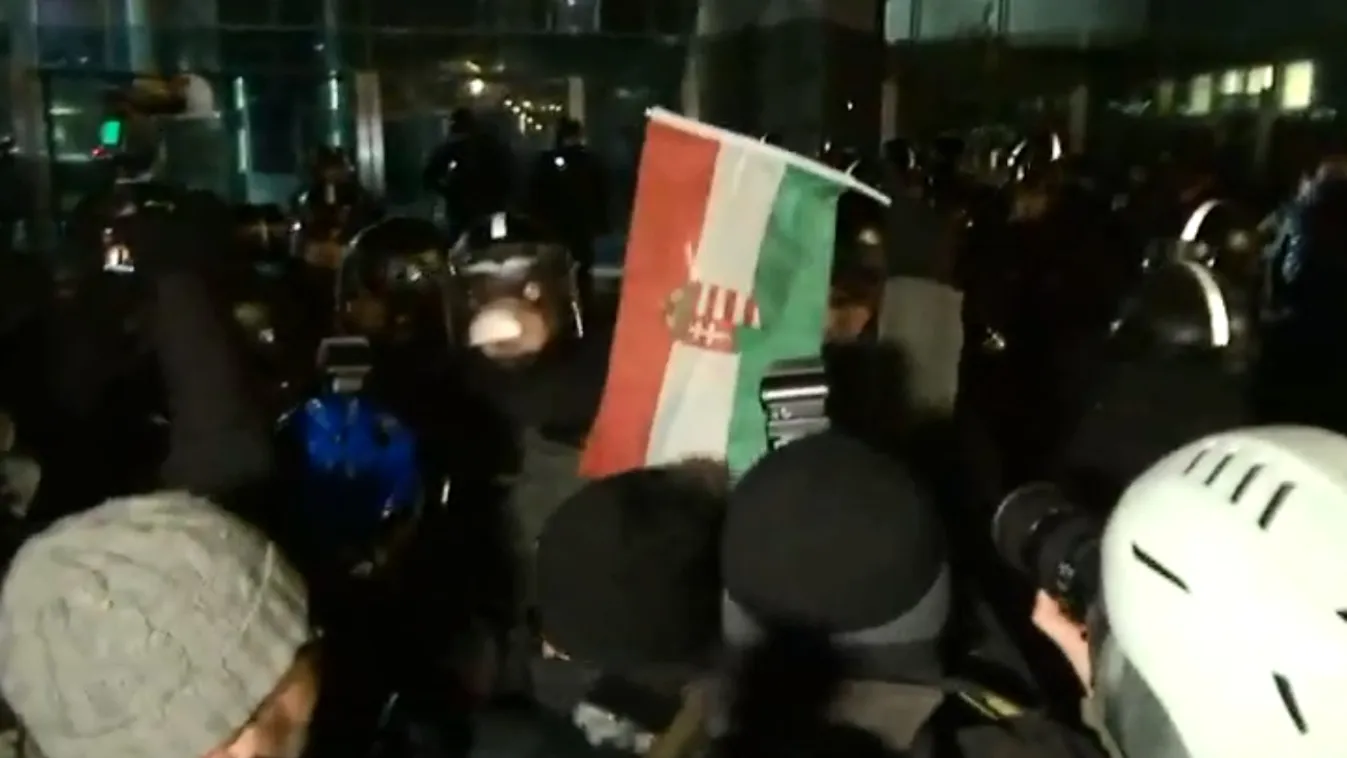 Az MTVA székházához vonultak a tüntetők