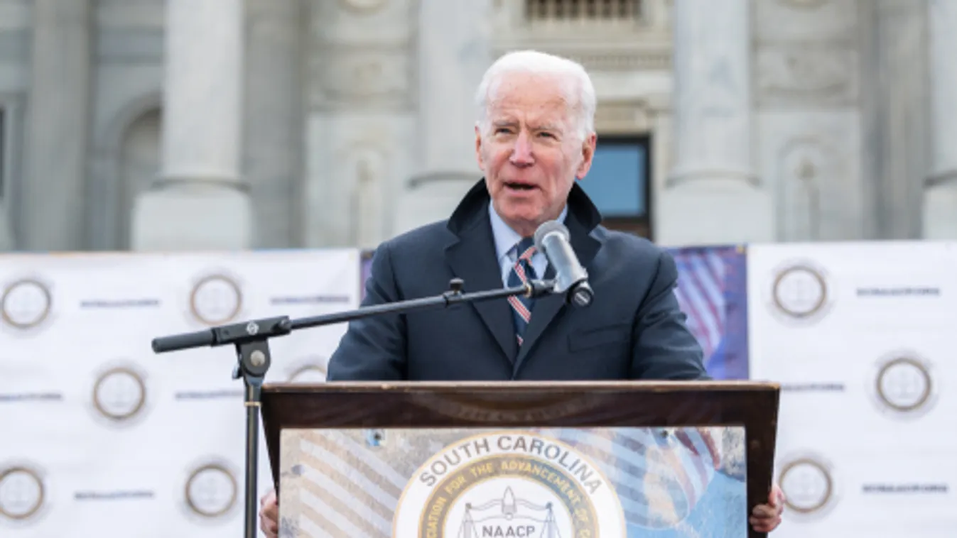 Barack Obama támogatja Joe Biden elnökjelöltségét