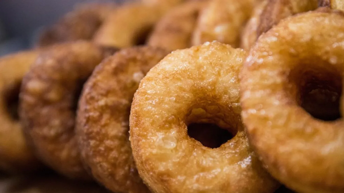 Ha farsang, akkor fánkteszt – Panaszkönyv