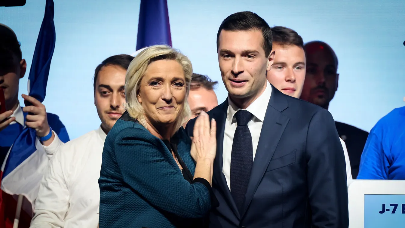 Marine Le Pen harcot hirdetett a migránsterror ellen