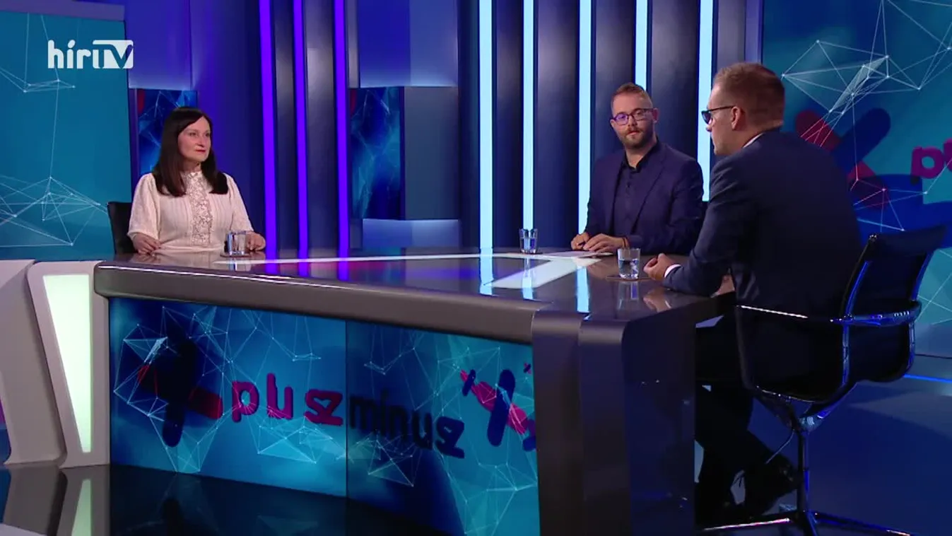 Plusz-mínusz: Lábbal tiporják a sajtószabadságot az ellenzékiek