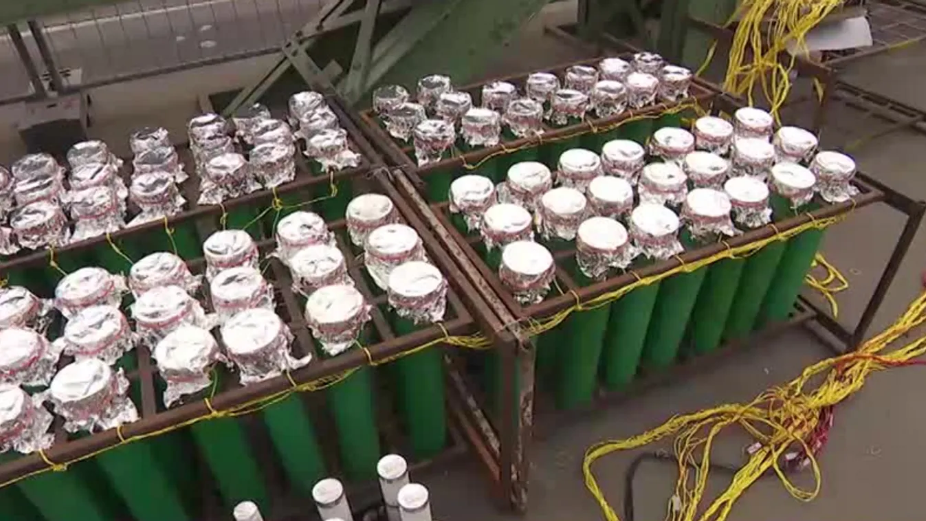 Radar - 34 000 pirotechnikai effekt a tűzijátékon