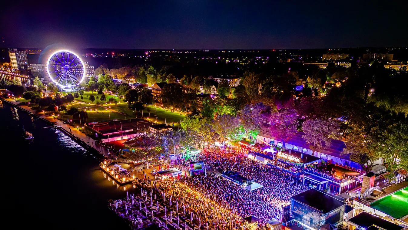 Még több koncerttel és megújult nagyszínpaddal vár idén a siófoki Plázs