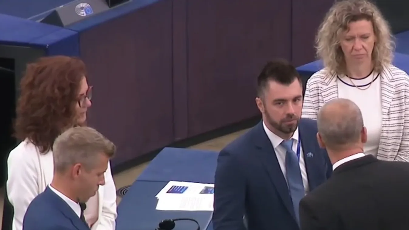 Magyar Péter kezdetben dicsérte, később azonban gyalázta az EP-jelöltjeit + videó