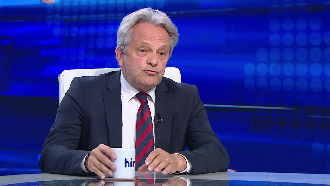 Vargha Tamás: Az ide érkező migránsok közé terroristák is vegyülnek