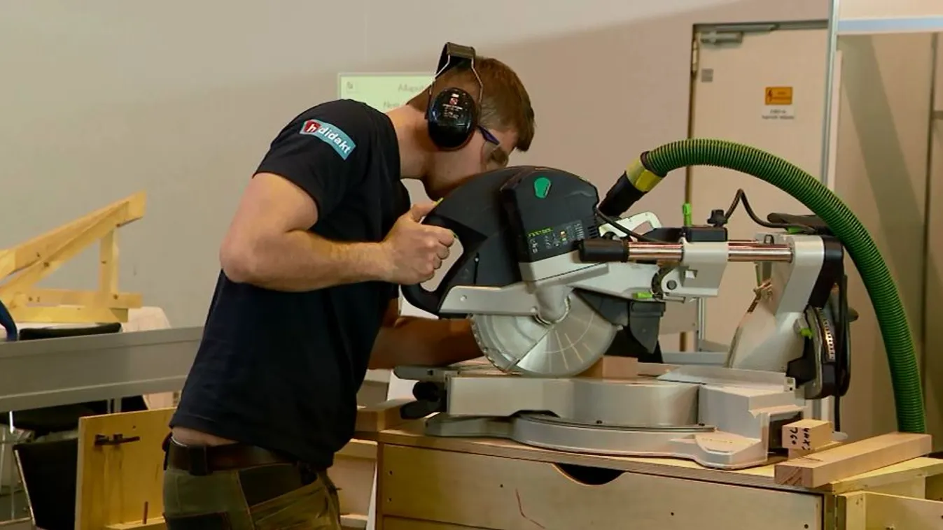 MKIK: óriási igény van a technikusokra a magyar iparban