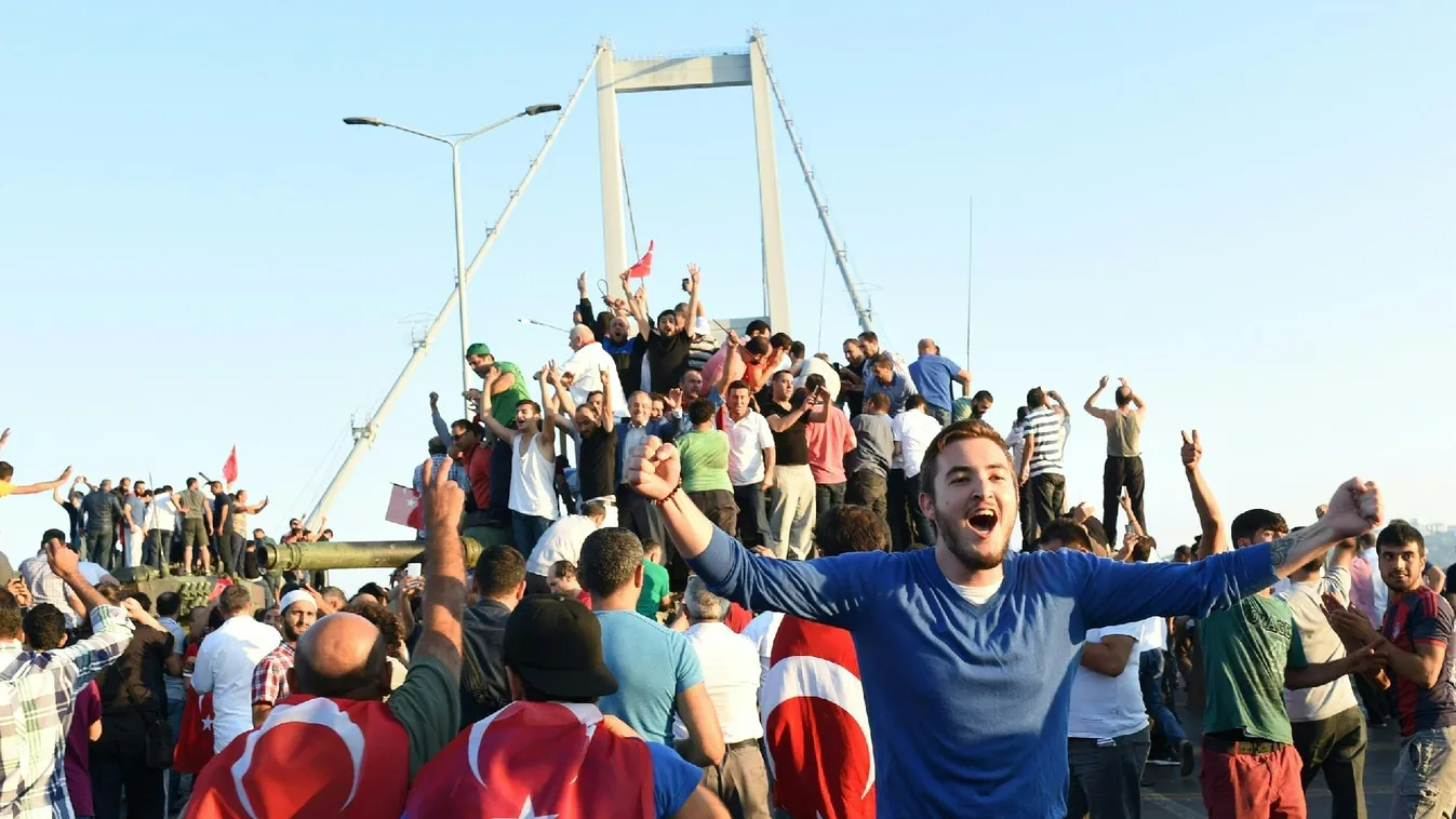 Török események: nincs magyar sérült