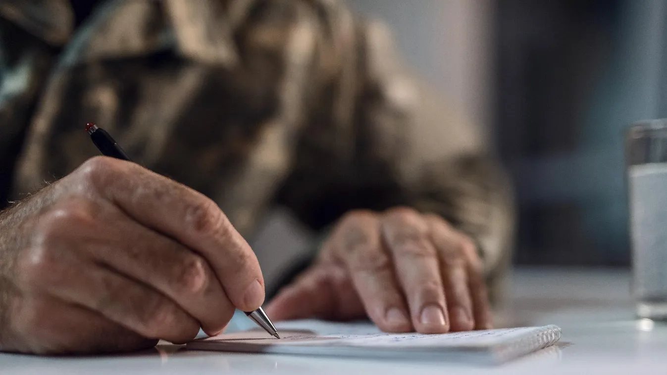 „Nem az oroszok, hanem az ukránok pakoltak fel magyarokat halállistákra” + videó