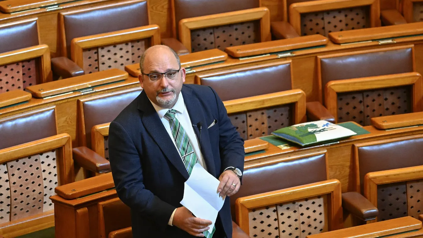 Csárdi Antal nem csatlakozik a Tisza Párthoz, a Duna Párt pedig szerinte nem létezik + videó