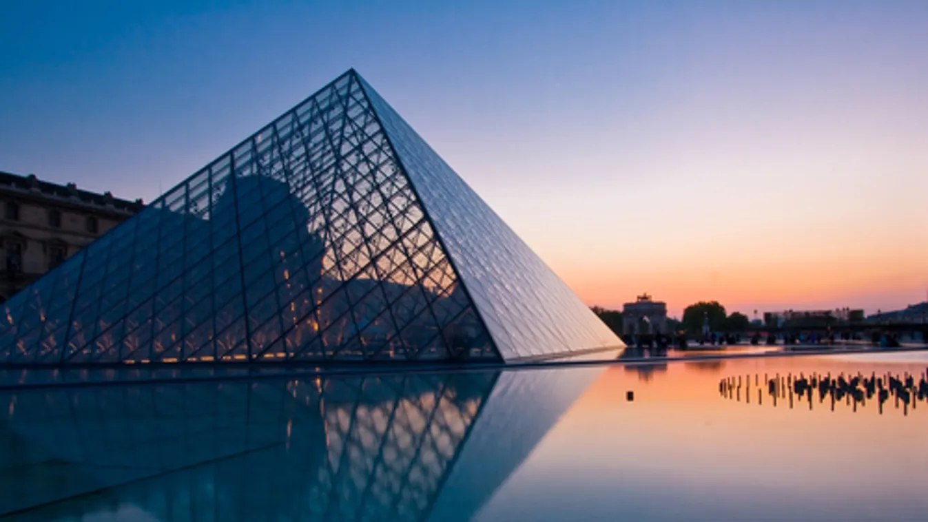 Először nevezett ki nőt a Louvre élére a francia köztársasági elnök