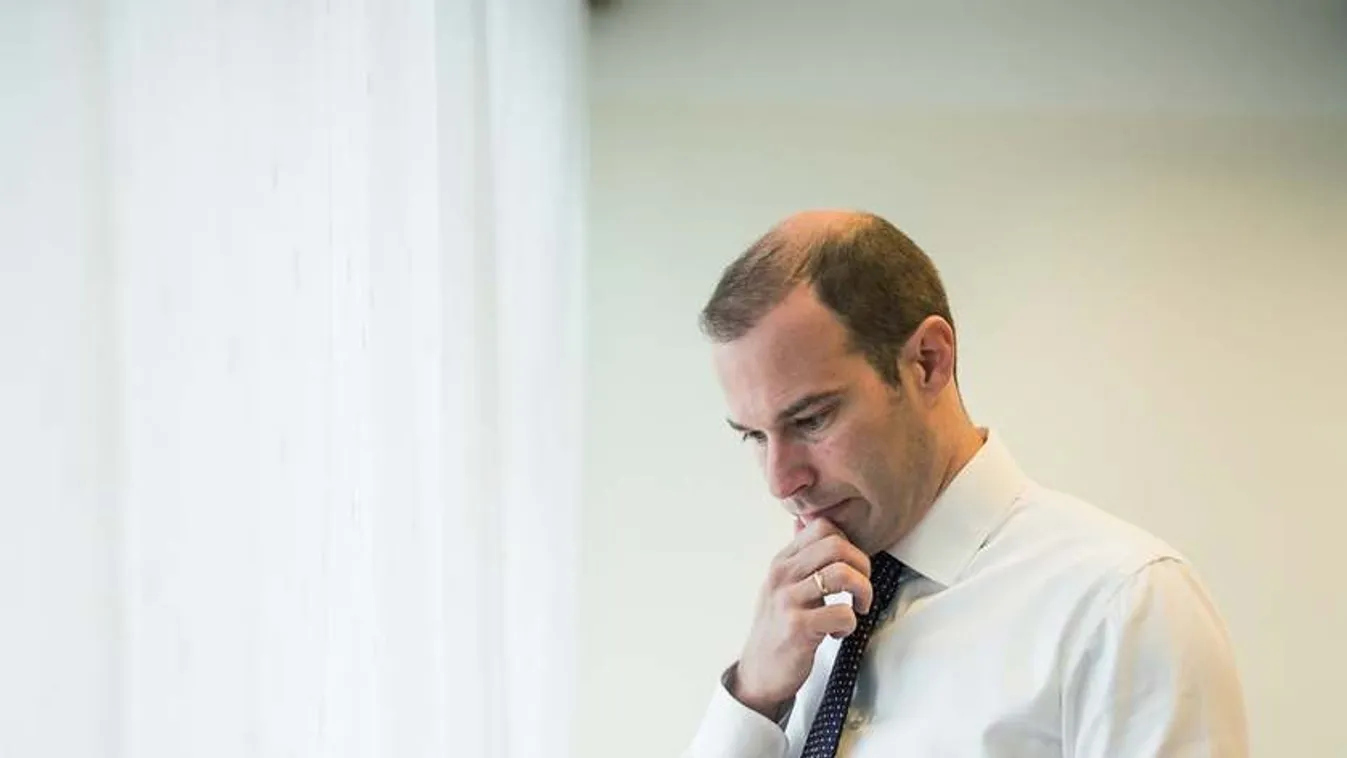 Arccal az ötmillió beoltott felé