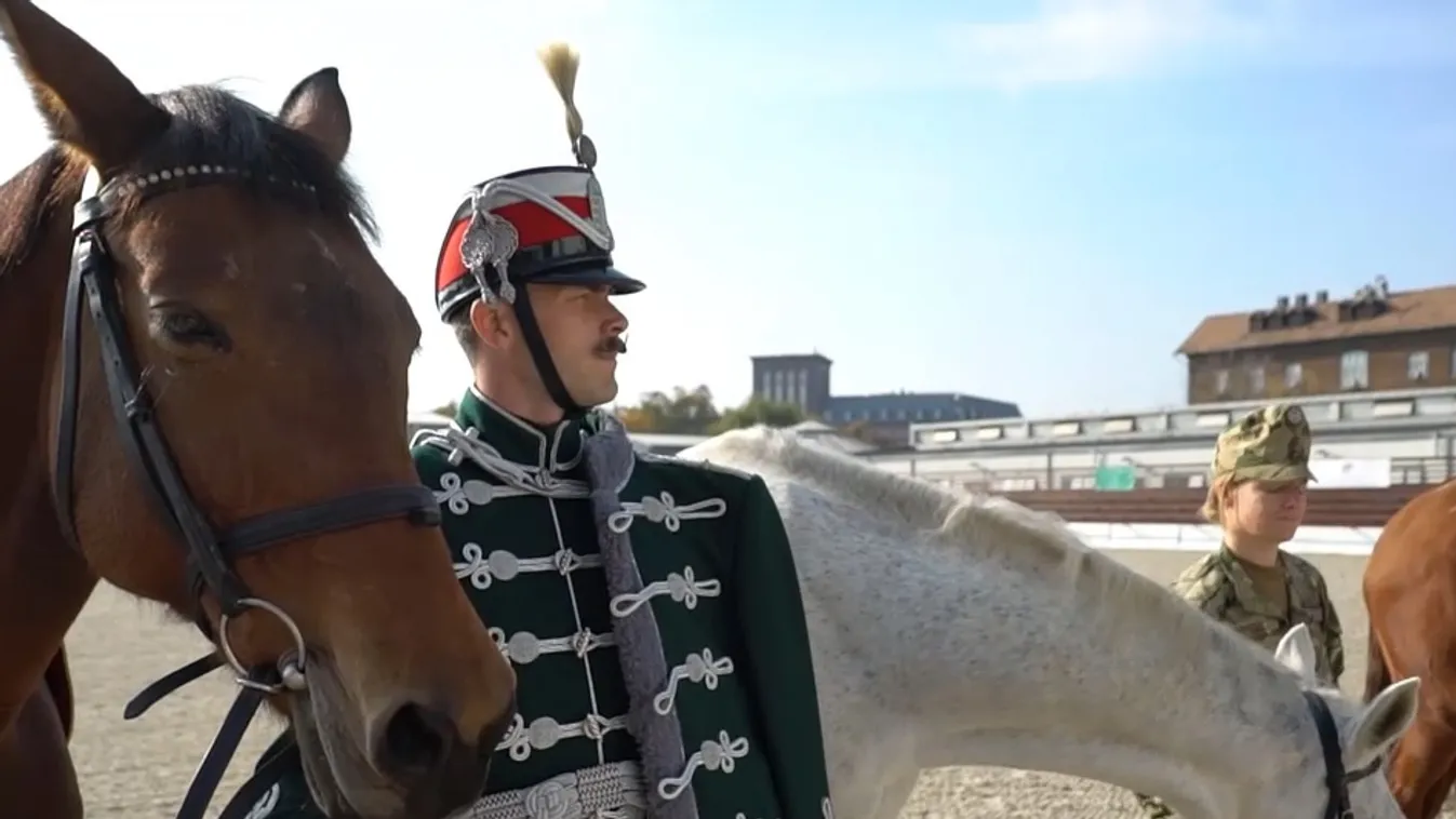 Radar – A Magyar Honvédség kötelékébe kerültek az öttusázók lovai  + videó