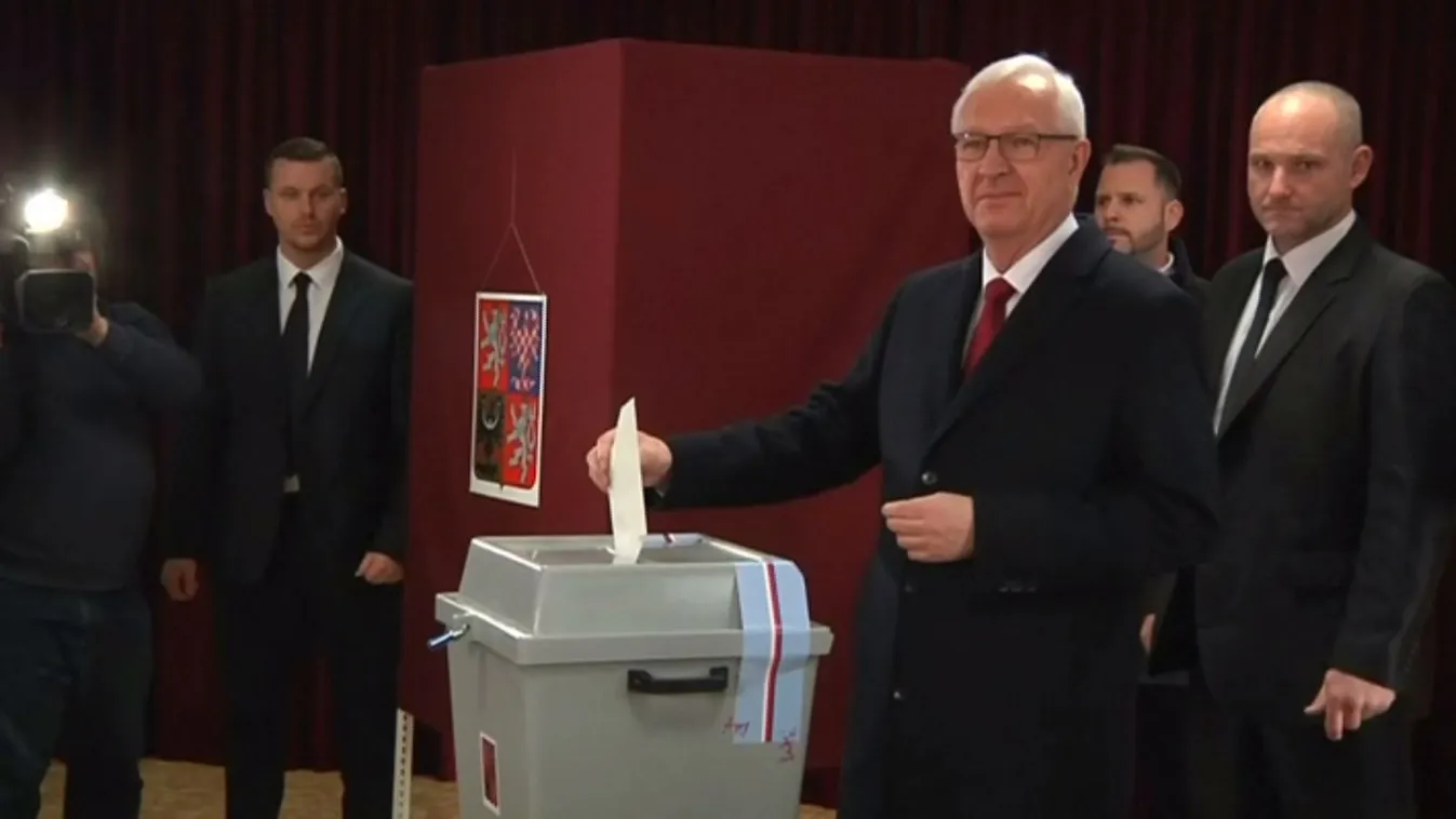 Szoros eredmény várható a cseh elnökválasztáson