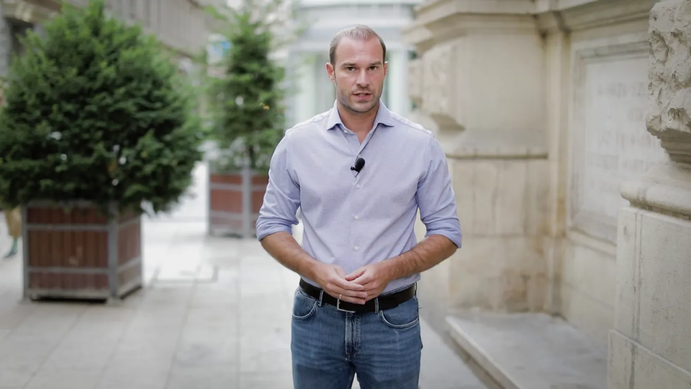 A kormány megvédi a gyerekeket