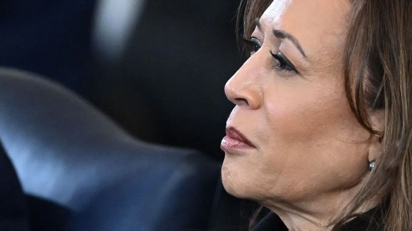 Jótanáccsal látta el Donald Trump amerikai elnök korábbi ellenfelét