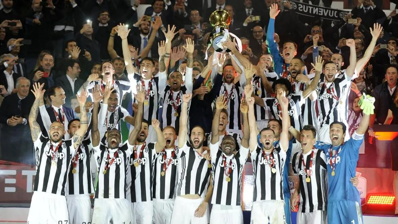 A Juventus feltörölte a padlót a Milannal a kupadöntőben