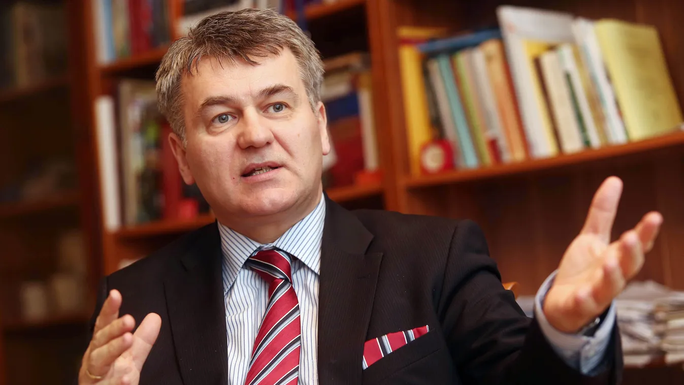 NKE: leválthatták Matolcsy bizalmasát