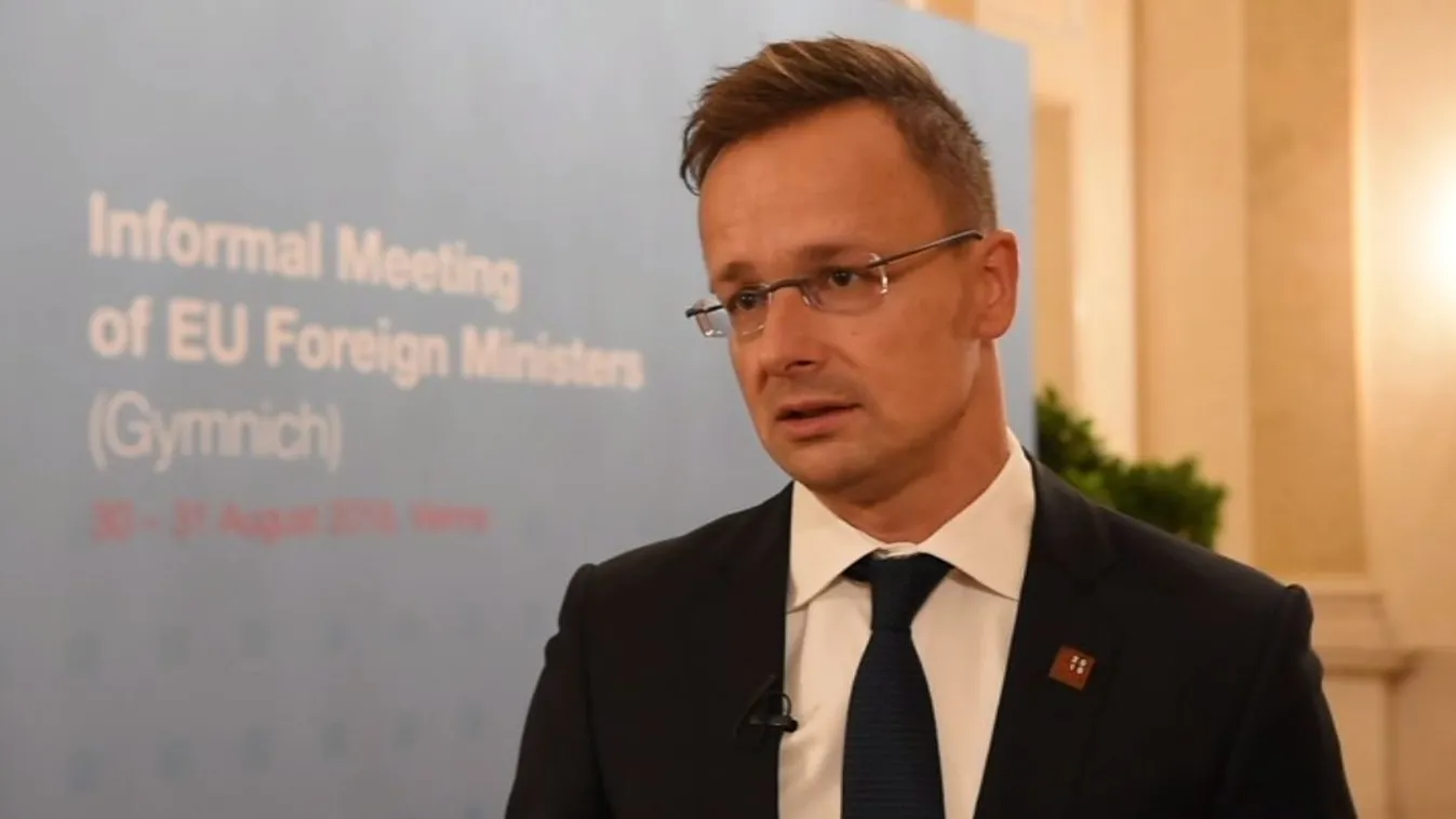 Szijjártó: A migrációt nem szervezni kell, hanem meg kell állítani