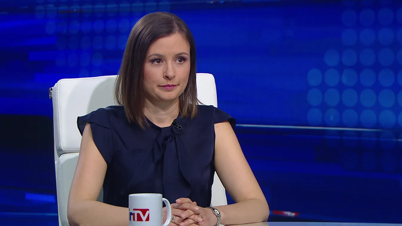 Dúró Dóra: Bohózat, ami a balliberális oldalon zajlik