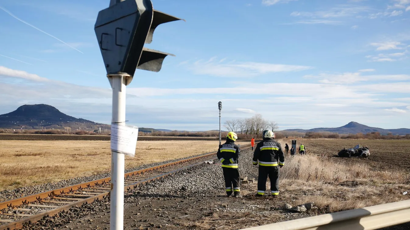 Tapolcai baleset: nincs egyetértés abban, hibáztak-e a rendőrök az áldozatcserénél